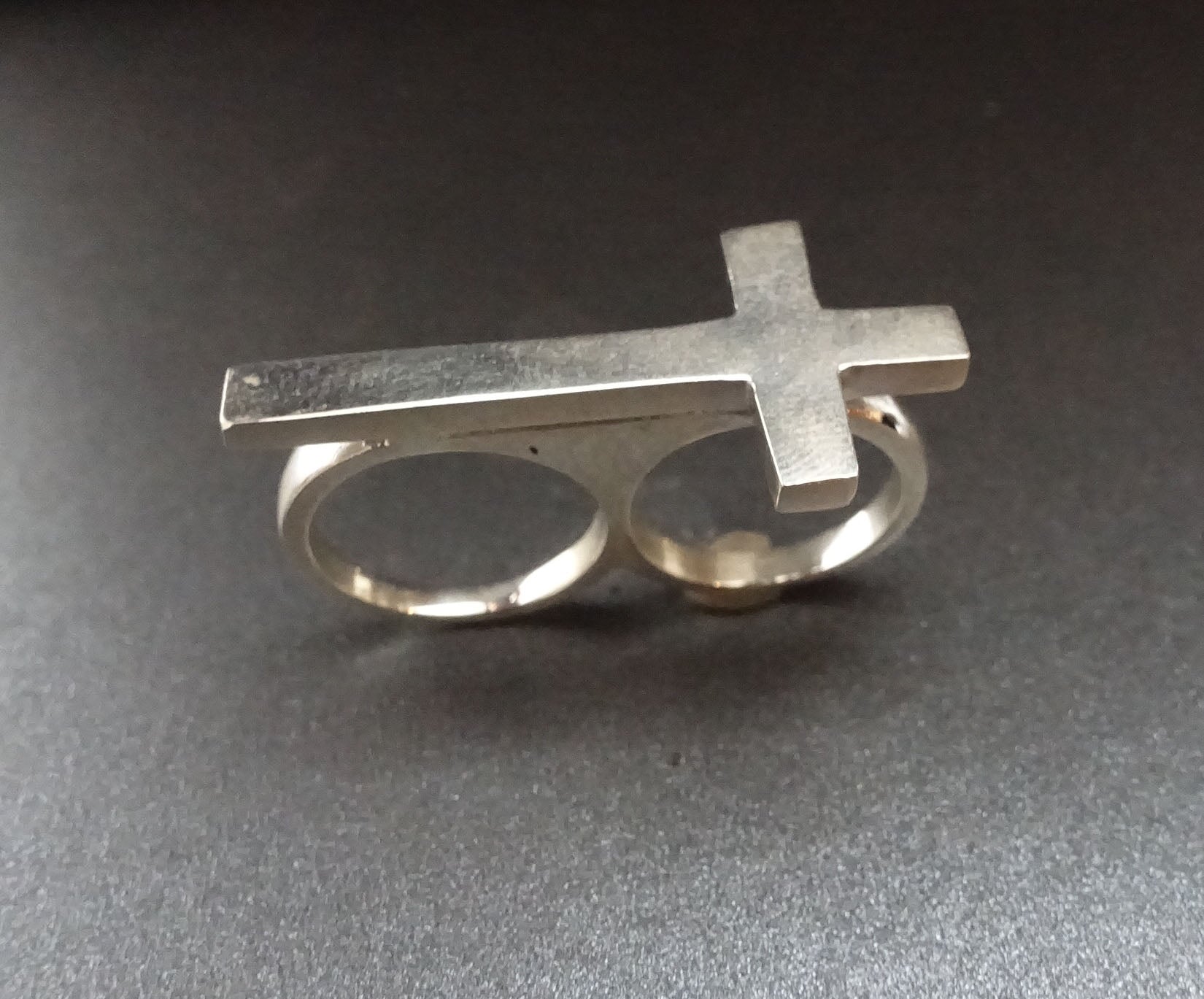 Cross your online fingers silver ring