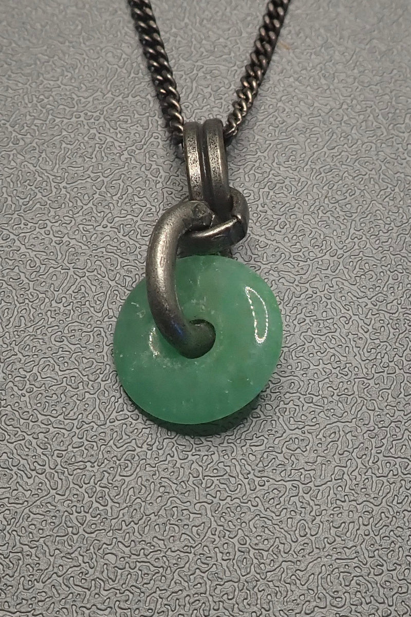 JADE DISC PENDANT