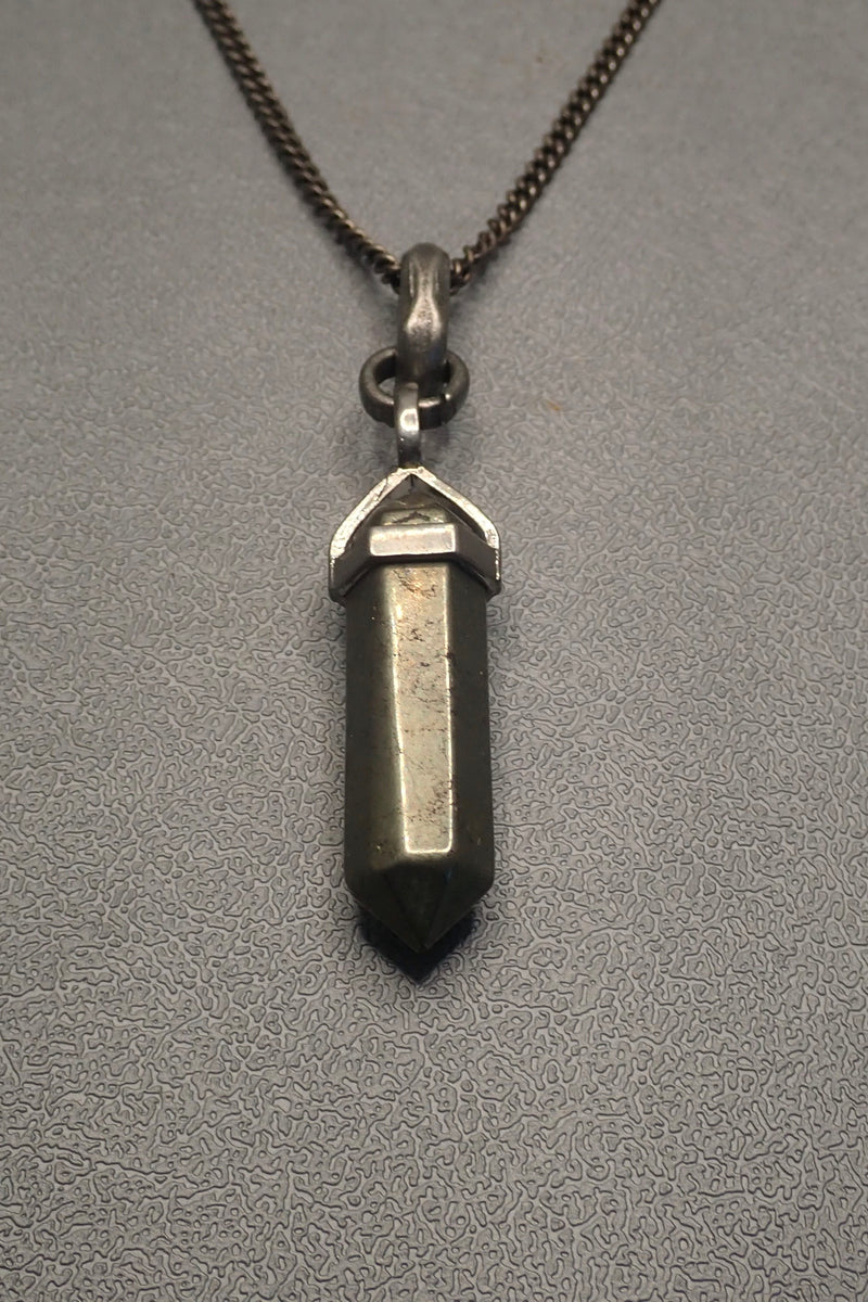 PYRITE PENDANT NECKLACE