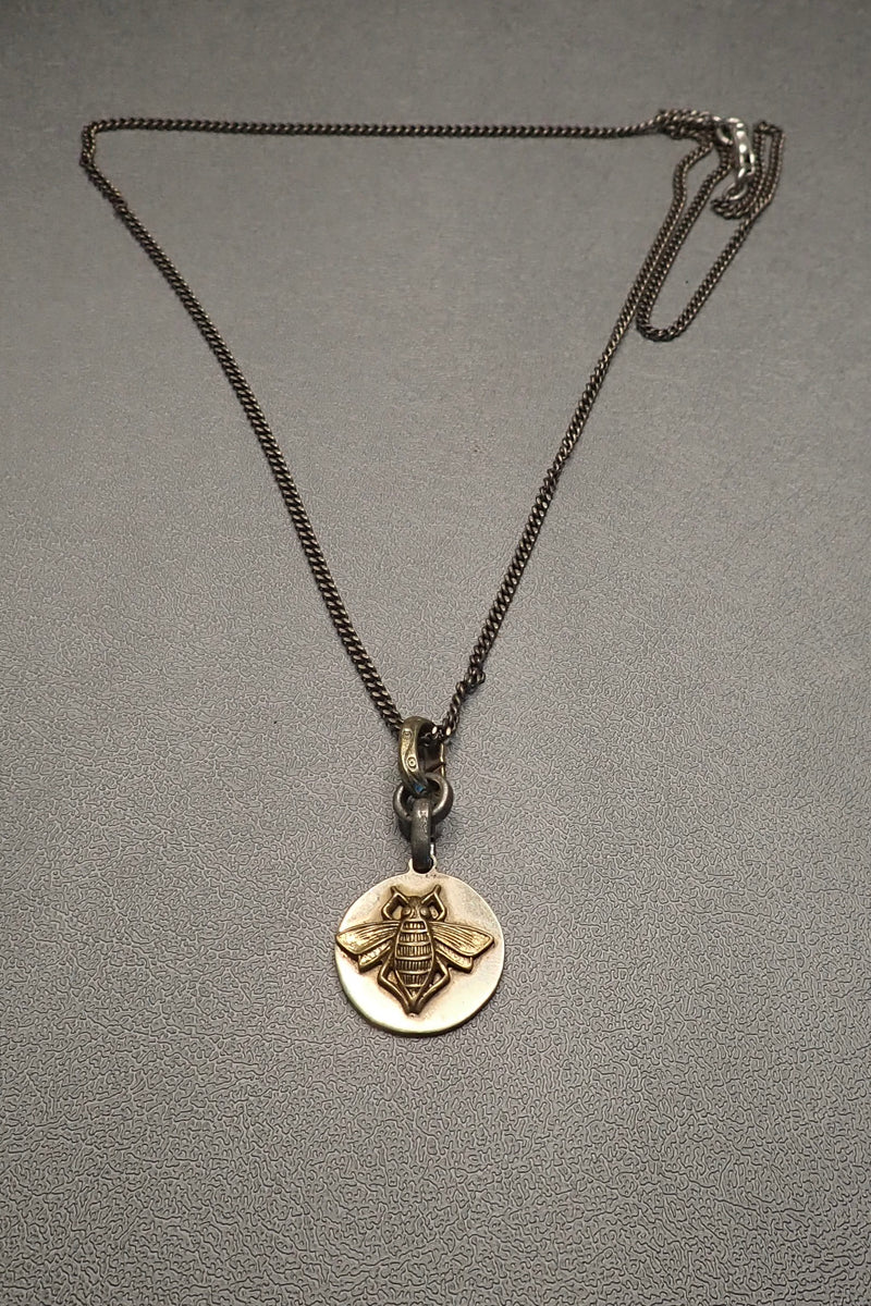 THE BEE PENDANT