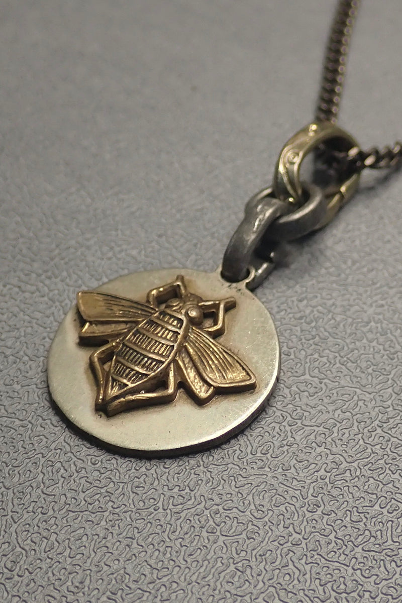 THE BEE PENDANT