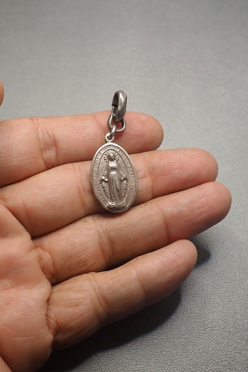 VIRGEN MARY PENDANT