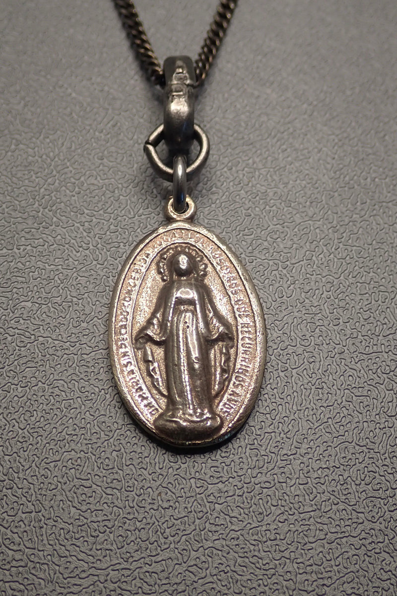 MIRACULOUS VIRGEN PENDANT