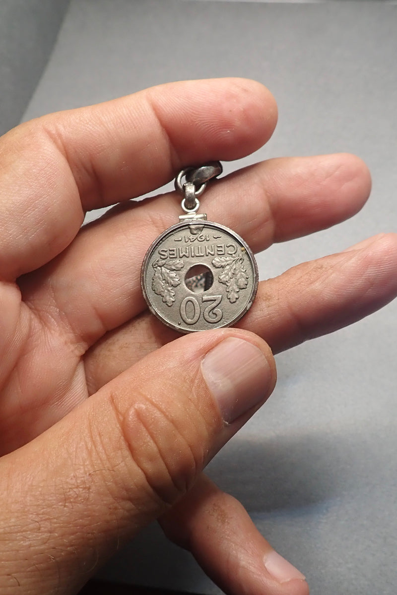 HOLE COIN PENDANT