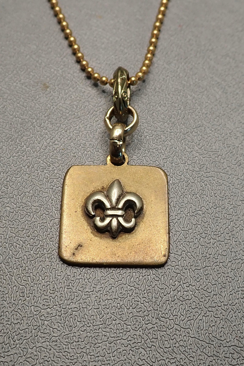 FLEUR DE LIS PENDANT