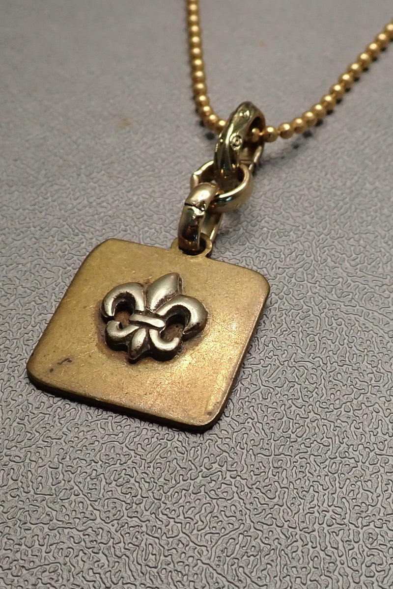 FLEUR DE LIS PENDANT