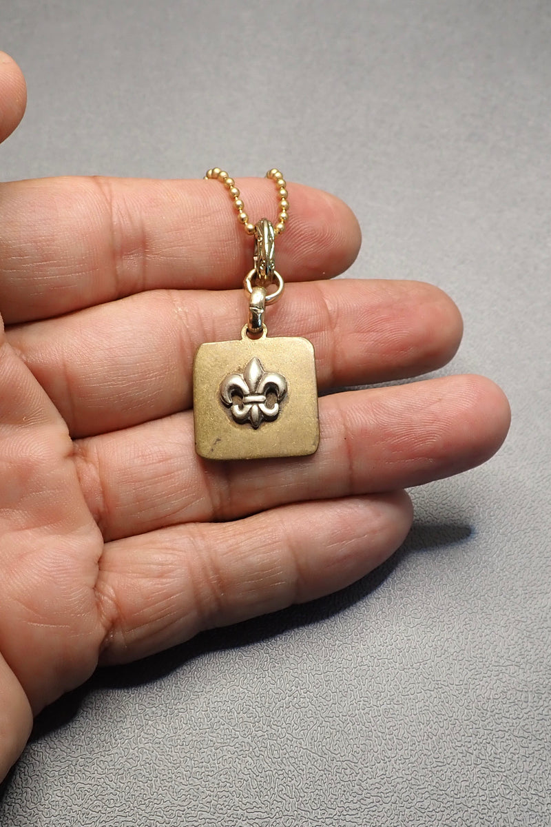 FLEUR DE LIS PENDANT