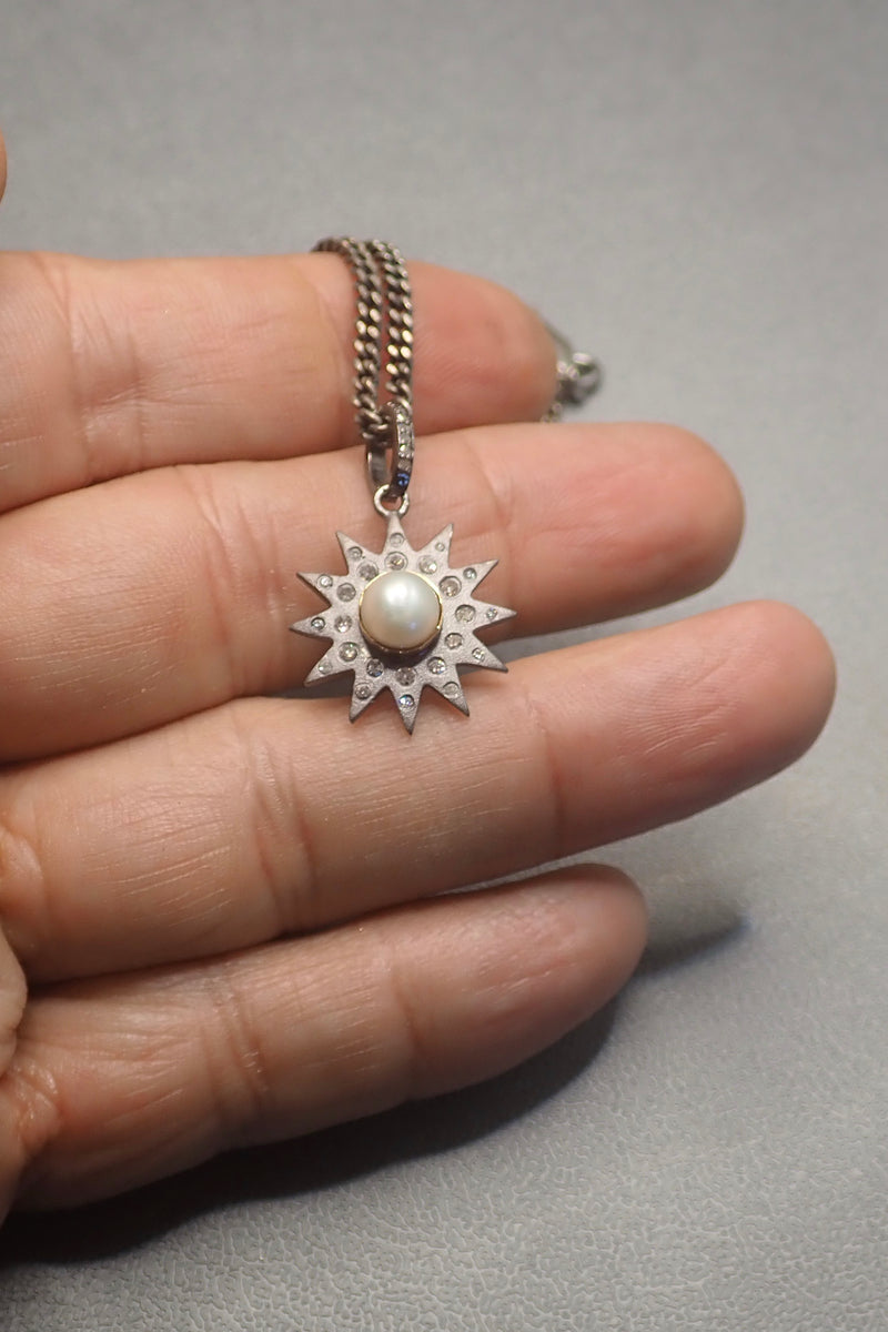 DIAMOND  PEARL STAR PENDANT