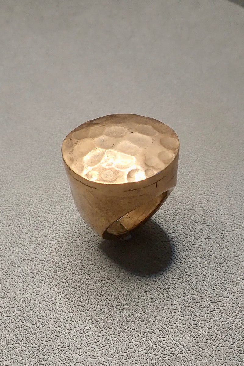 HAMMERED MARTELLE RING