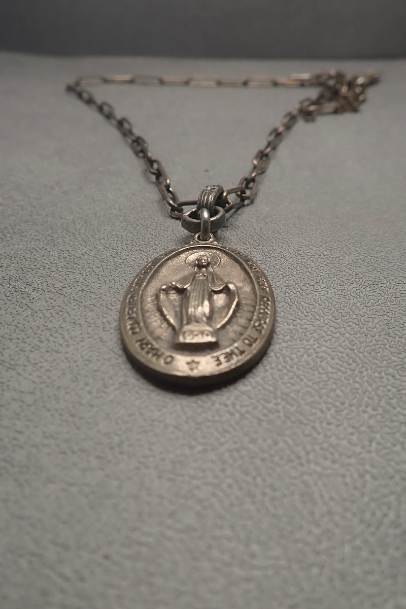 VIRGEN MEDAL NECKLACE