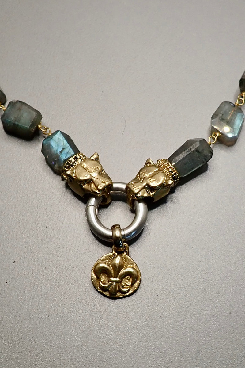 LABRADORITE SHORT NECKLACE